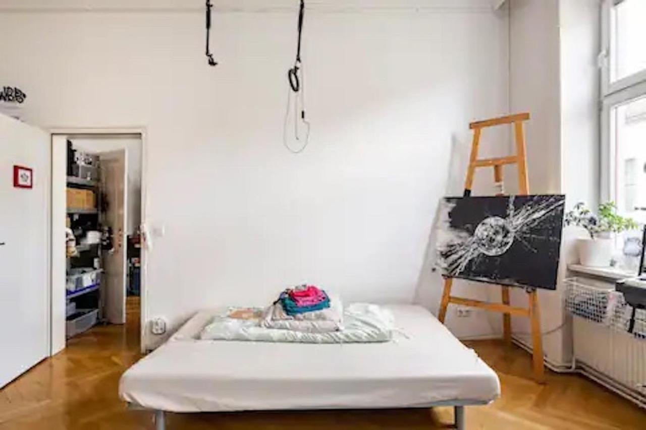 Fro-Media - Streetside Room 2 - Community Space Viena Exterior foto